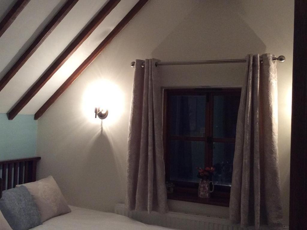 Old Street B&B ابتون أوبون سفيرن الغرفة الصورة
